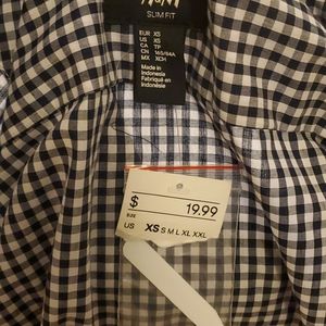 Nwts slim fit xs button up